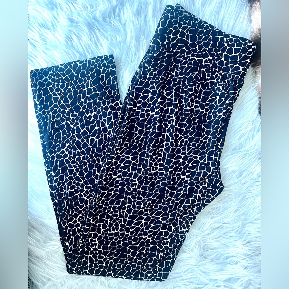 Dana Buchman Black and White Giraffe Print Jersey Palazzo-ish Pants! Sz M!